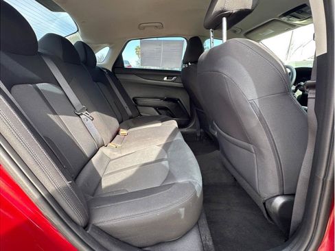 Used 2021 Kia K5 LX image 12