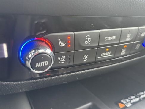 Used 2024 Buick Enclave Avenir w/ Trailering Package, 5000 lbs. image 31