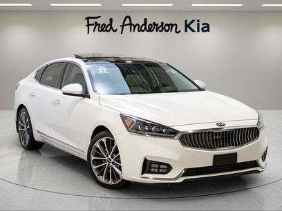 Used 2017 Kia Cadenza Technology