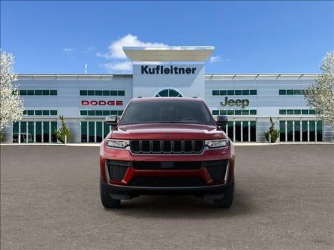 New 2026 Jeep Grand Cherokee Altitude AWD/4WD image 6