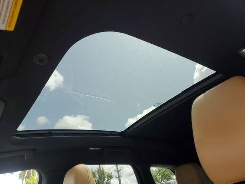 Used 2022 Lincoln Corsair Reserve image 20