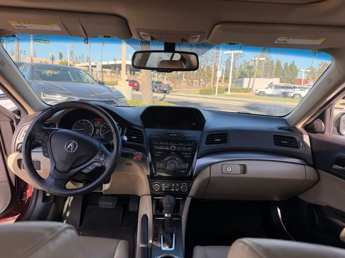 Used 2015 Acura ILX w/ Technology Package FWD image 19