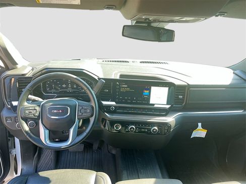 Used 2023 GMC Sierra 1500 SLT w/ X31 Off-Road Package image 22