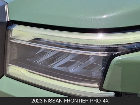 Used 2023 Nissan Frontier PRO-4X w/ Tow Package AWD/4WD image 10