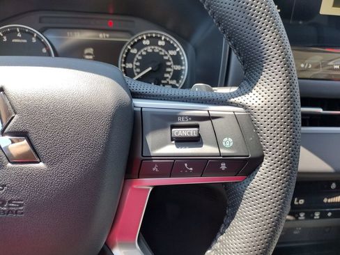 New 2026 Mitsubishi Outlander SE AWD/4WD image 28