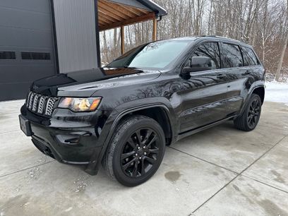 Used 2020 Jeep Grand Cherokee Altitude