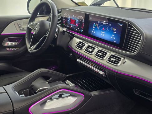 Used 2025 Mercedes-Benz GLE 350 4MATIC image 29