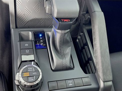 New 2025 Toyota Tacoma TRD Off-Road image 21