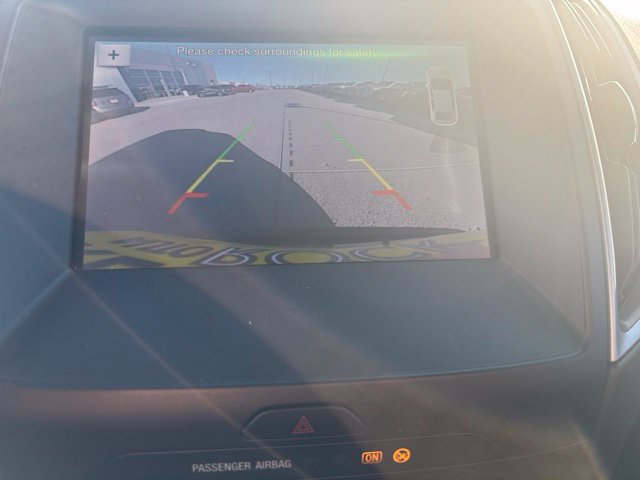 Used 2019 Ford Edge SEL w/ Equipment Group 201A AWD/4WD image 17