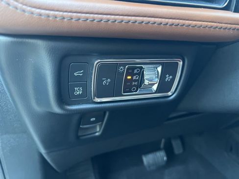 Used 2022 Lincoln Nautilus Reserve image 52