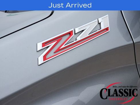 Used 2024 Chevrolet Silverado 1500 LT Trail Boss w/ Convenience Package II AWD/4WD image 13