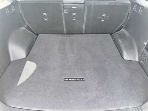 Used 2016 Kia Sorento EX w/ EX Touring Package image 12