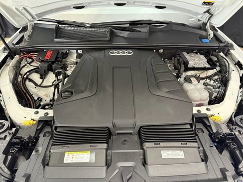 Used 2022 Audi Q7 2.0T Premium Plus w/ Premium Plus Package image 38