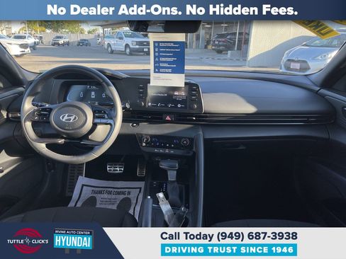 Certified 2025 Hyundai Elantra Sport image 12