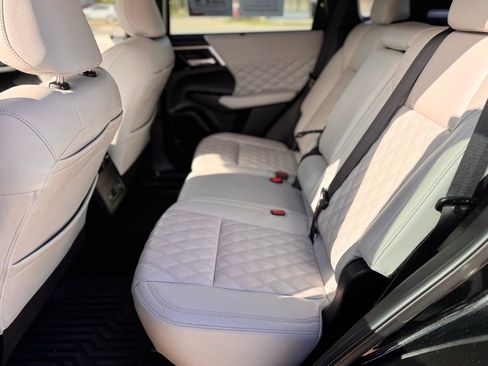 Used 2023 Mitsubishi Outlander SEL 40th Anniversary image 49