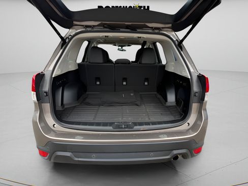 Used 2023 Subaru Forester Limited AWD/4WD image 12