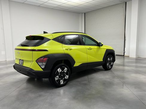 Used 2024 Hyundai Kona SEL AWD/4WD image 9