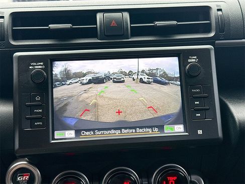 Used 2023 Toyota GR86 Premium image 13