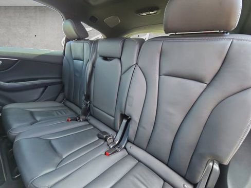 Used 2025 Audi Q7 3.0T Premium Plus AWD/4WD image 22