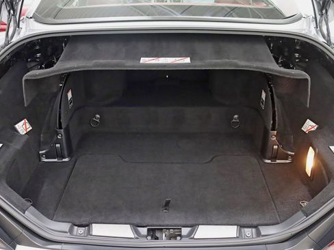 Used 2010 Ferrari California RWD image 32