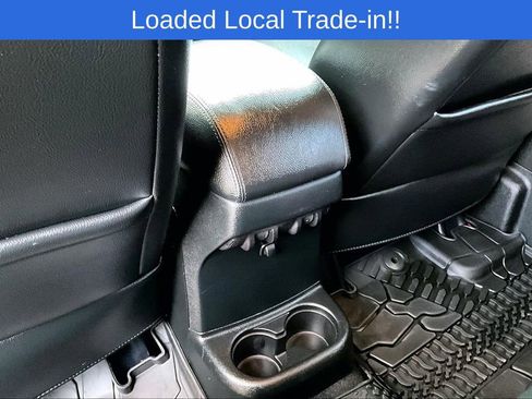 Used 2017 Jeep Wrangler Unlimited Rubicon image 24