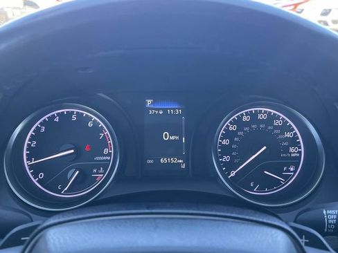 Used 2024 Toyota Camry SE image 30