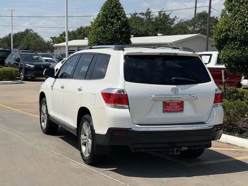Used 2013 Toyota Highlander Limited FWD image 5