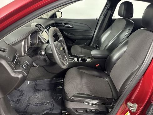 Used 2014 Chevrolet Malibu LT image 20