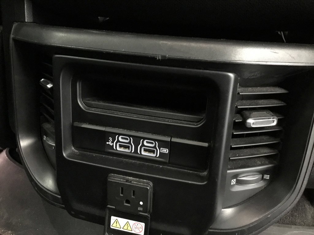 Used 2020 RAM 1500 Laramie AWD/4WD image 21