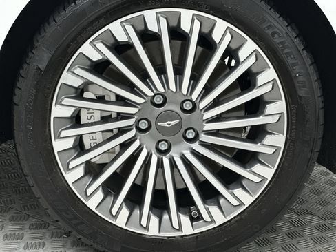 Certified 2024 Genesis G80 AWD/4WD image 10