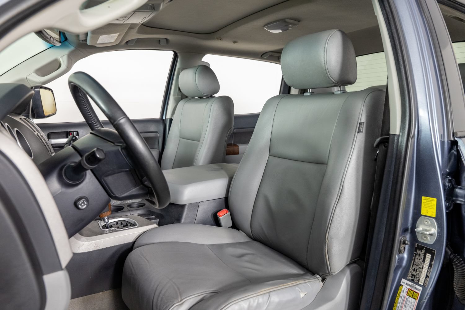 Used 2010 Toyota Tundra Limited w/ Memory Pkg AWD/4WD image 16