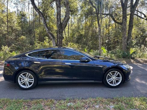 Used 2014 Tesla Model S 85 image 6