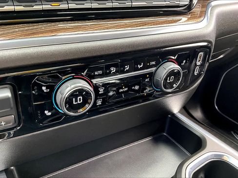 Used 2025 Chevrolet Silverado 1500 RST w/ Texas Edition Plus image 31