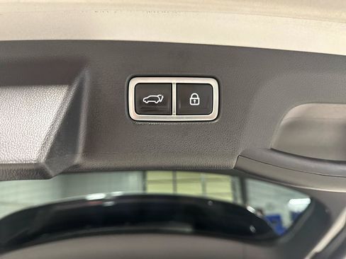 Used 2022 Kia Sorento SX Prestige w/ Panoramic Sunroof Package AWD/4WD image 16