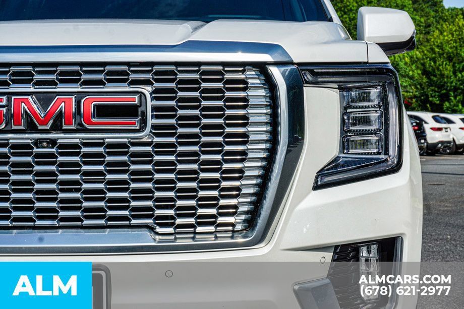 Used 2024 GMC Yukon Denali AWD/4WD image 11