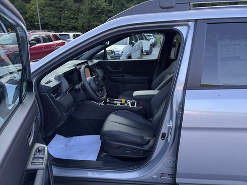 New 2026 Subaru Outback Limited AWD/4WD image 12