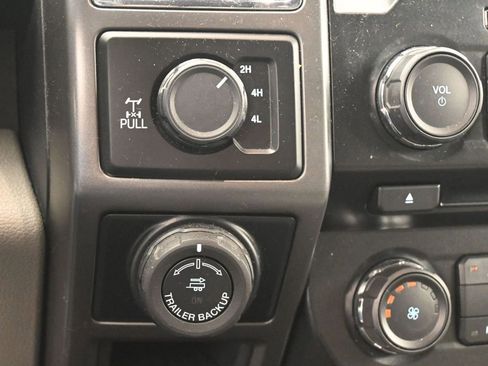 Used 2017 Ford F150 XLT w/ Equipment Group 301A Mid image 25