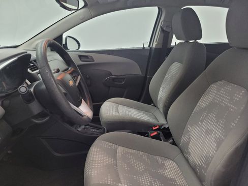 Used 2018 Chevrolet Sonic LS image 17