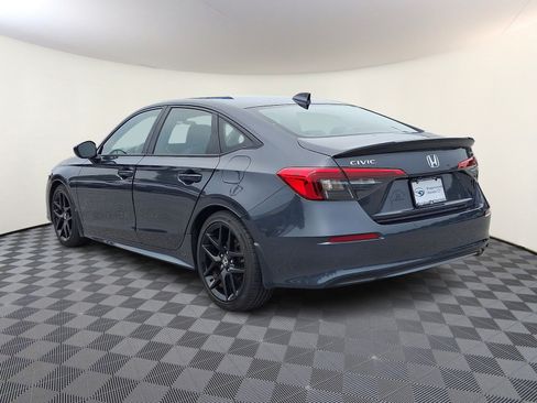 Used 2024 Honda Civic Sport image 4