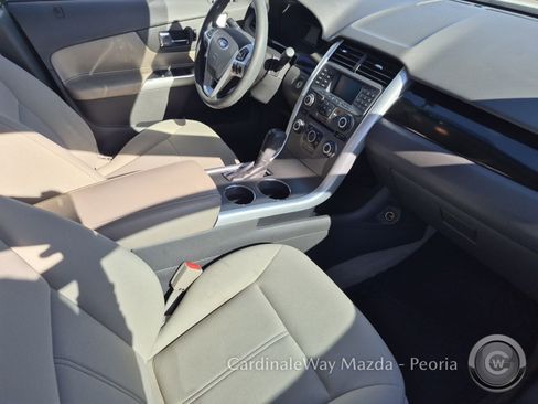 Used 2011 Ford Edge SE FWD image 13