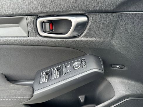 Used 2023 Honda Civic LX image 15
