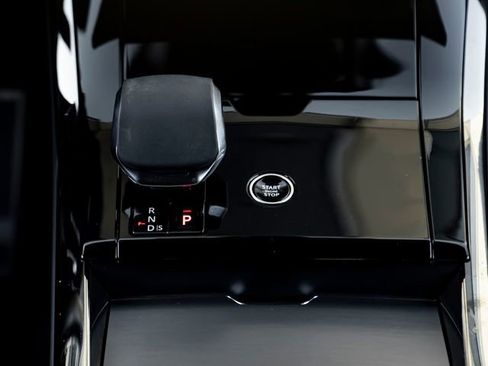 Used 2024 Land Rover Range Rover Sport Dynamic SE image 19