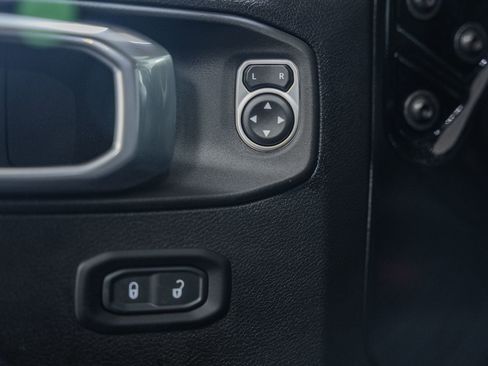 Used 2024 Jeep Wrangler Sport AWD/4WD image 43