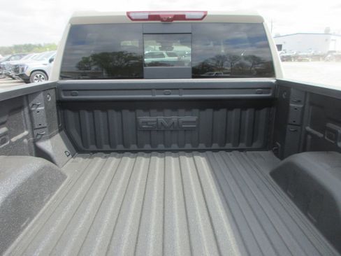 New 2026 GMC Sierra 1500 AT4 w/ AT4 Premium Package image 7