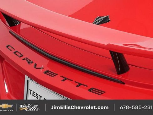 Used 2023 Chevrolet Corvette Stingray w/ Z51 Performance Package image 31