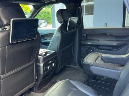 Used 2019 Ford Expedition Max Limited w/ Equipment Group 302A AWD/4WD image 11