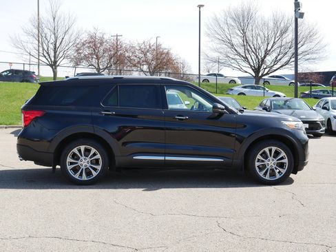 Used 2020 Ford Explorer Limited AWD/4WD image 5