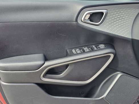 Certified 2024 Kia Soul LX w/ Option Group 015 image 16