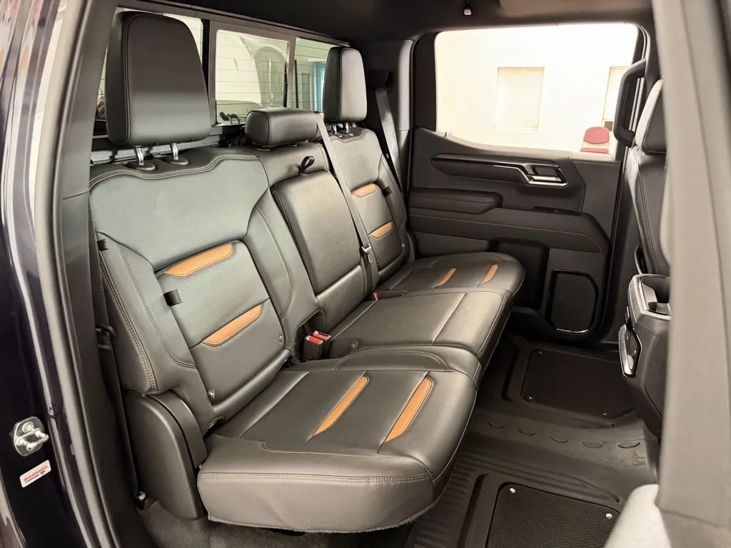 Used 2022 GMC Sierra 1500 AT4 w/ AT4 Premium Package AWD/4WD image 40