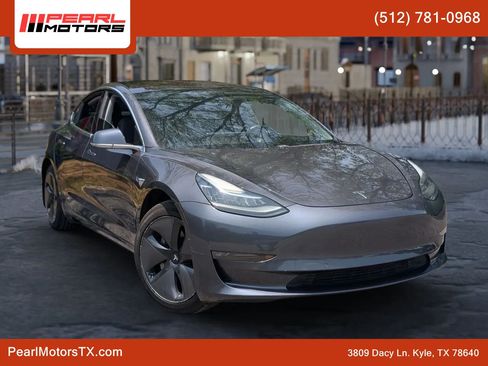 Used 2018 Tesla Model 3 Mid Range RWD image 1